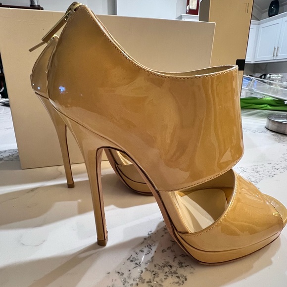 Jimmy Choo, size 37. Nude - Picture 10 of 10